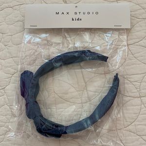 NWT hair headband